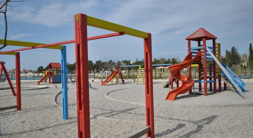 Dadule Apartments Podstrana Rom bilde